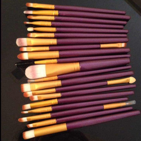 🌷🌷New 🌷🌷20pcs Makeup Brushes Set - Picture 2 of 4